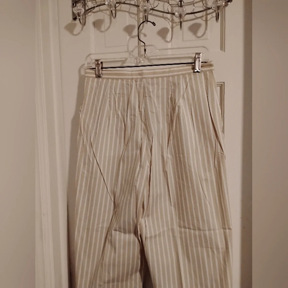 Talbots Capri Pants - Picture 6 of 7